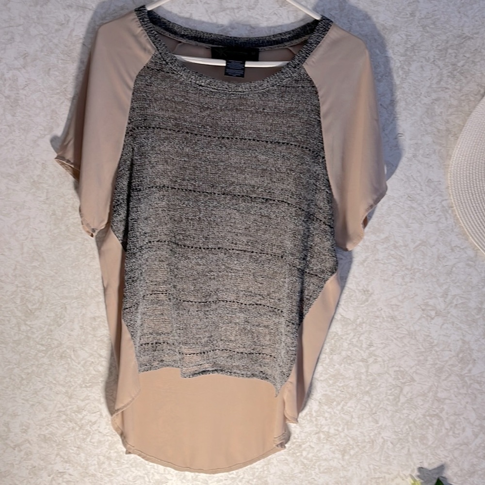 Kardashian kollection shirt